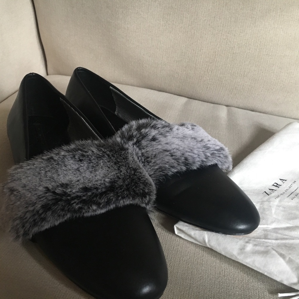 Zara Faux Fur Flats